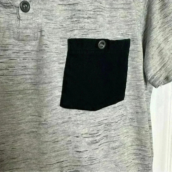 Urbanology T-Shirt V-Neck Grey & Black Size Medium - Picture 2 of 16